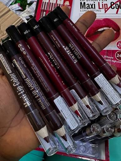 Karite Maxi Lip liner (Burgundy)